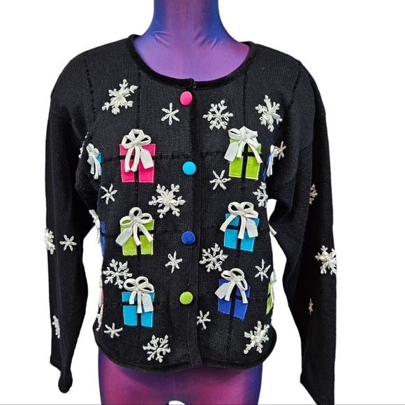 PBJ Sport Black Christmas Present Button Front Cardigan Sweater Size Small J5 - Picture 1 of 8